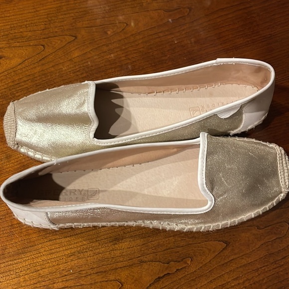 NWOT SPERRY women’s Top slide CoCo metallic gold flat espadrille / leather 10 - Picture 10 of 14